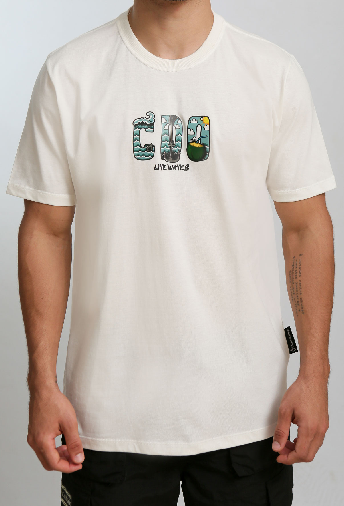 camiseta-off-manga-curta-conducao-live-waves-cdoo26